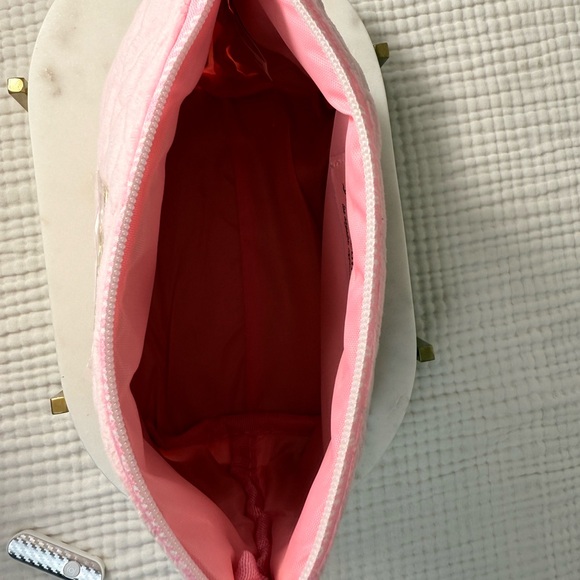 Juicy Couture Pink Quilted Cosmetic Bag+Travel Bottle - Picture 4 of 6